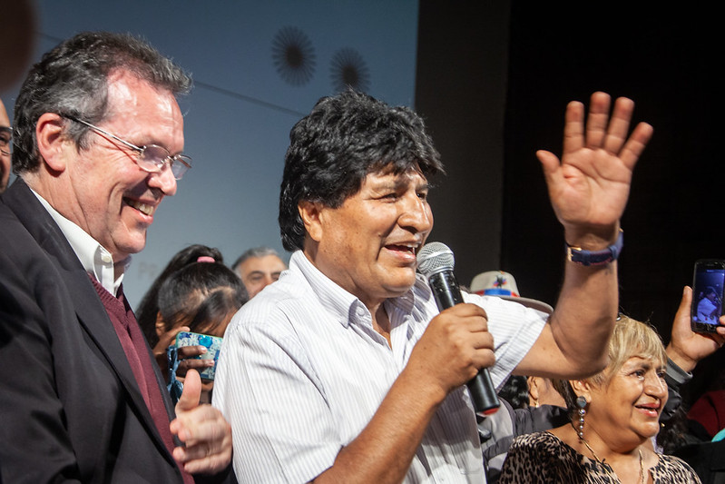 Seremos millones - Estreno - Evo Morales y Trsitán Bauer